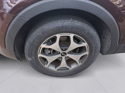 Used 2020 Kia Telluride EX AWD/4WD image 4