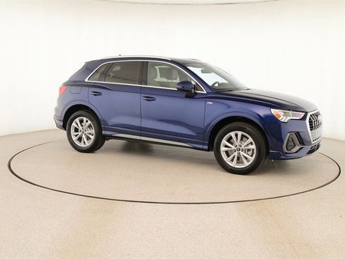 New 2025 Audi Q3 2.0T Premium Plus image 9