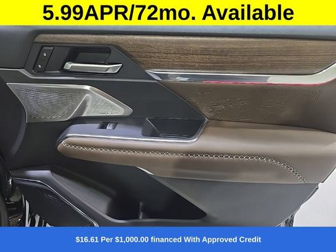 New 2026 GMC Acadia Denali Ultimate w/ LPO, Floor Liner Package AWD/4WD image 9