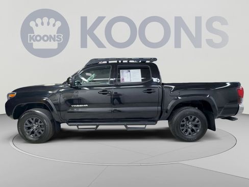 Used 2023 Toyota Tacoma SR5 AWD/4WD image 7