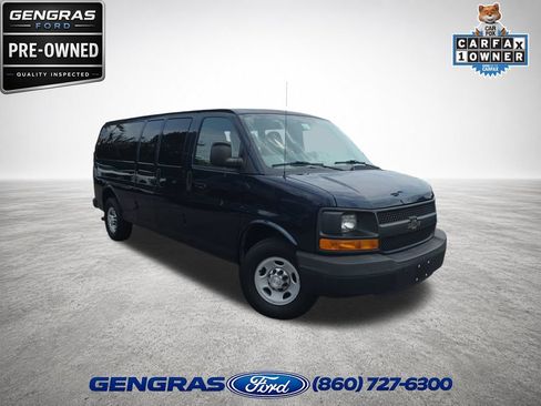 Used 2015 Chevrolet Express 3500 LS RWD image 1