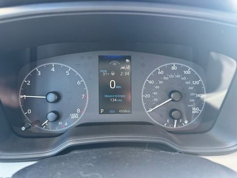 Used 2025 Toyota Corolla LE image 8