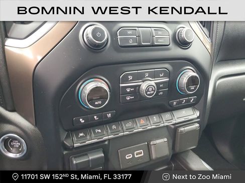 Used 2019 Chevrolet Silverado 1500 High Country w/ Technology Package image 23