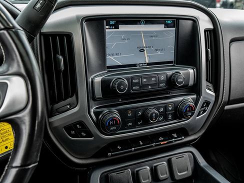 Used 2019 GMC Sierra 3500 SLT image 24