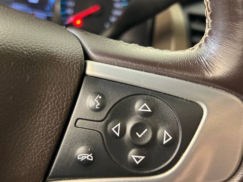 Used 2020 GMC Yukon SLT w/ Open Road Package image 25