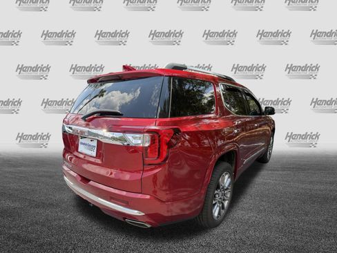 Used 2021 GMC Acadia Denali w/ Denali Technology Package FWD image 9