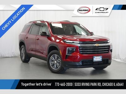 Used 2025 Chevrolet Traverse LT w/ Driver Confidence Package