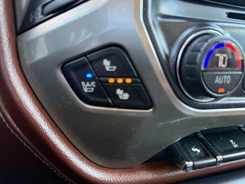 Used 2014 Chevrolet Silverado 1500 High Country w/ High Country Premium Package AWD/4WD image 24