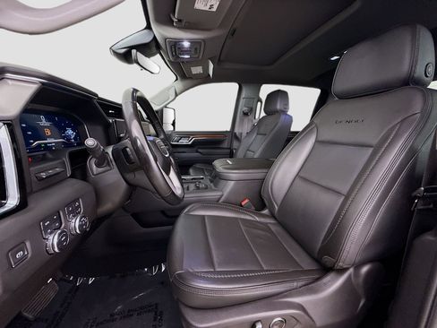 Used 2024 GMC Sierra 2500 Denali w/ Denali Reserve Package AWD/4WD image 22