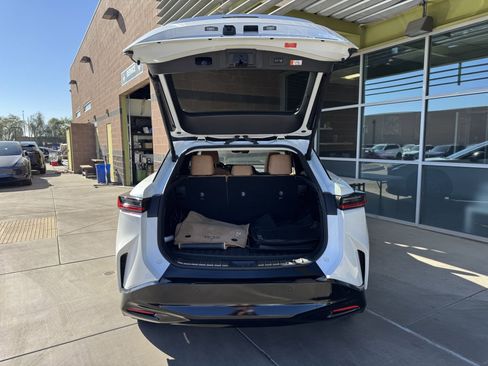 Used 2023 Lexus RZ 450e Premium w/ Technology Package image 35