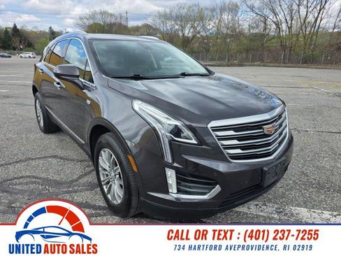 Used 2018 Cadillac XT5 Luxury w/ Driver Awareness Package image 7