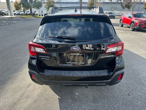 Used 2019 Subaru Outback 2.5i Limited image 6