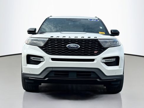 Used 2023 Ford Explorer ST w/ Equipment Group 401A image 17