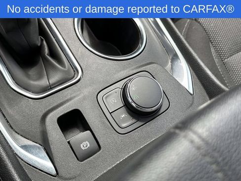 Certified 2023 Chevrolet Traverse LT FWD image 29