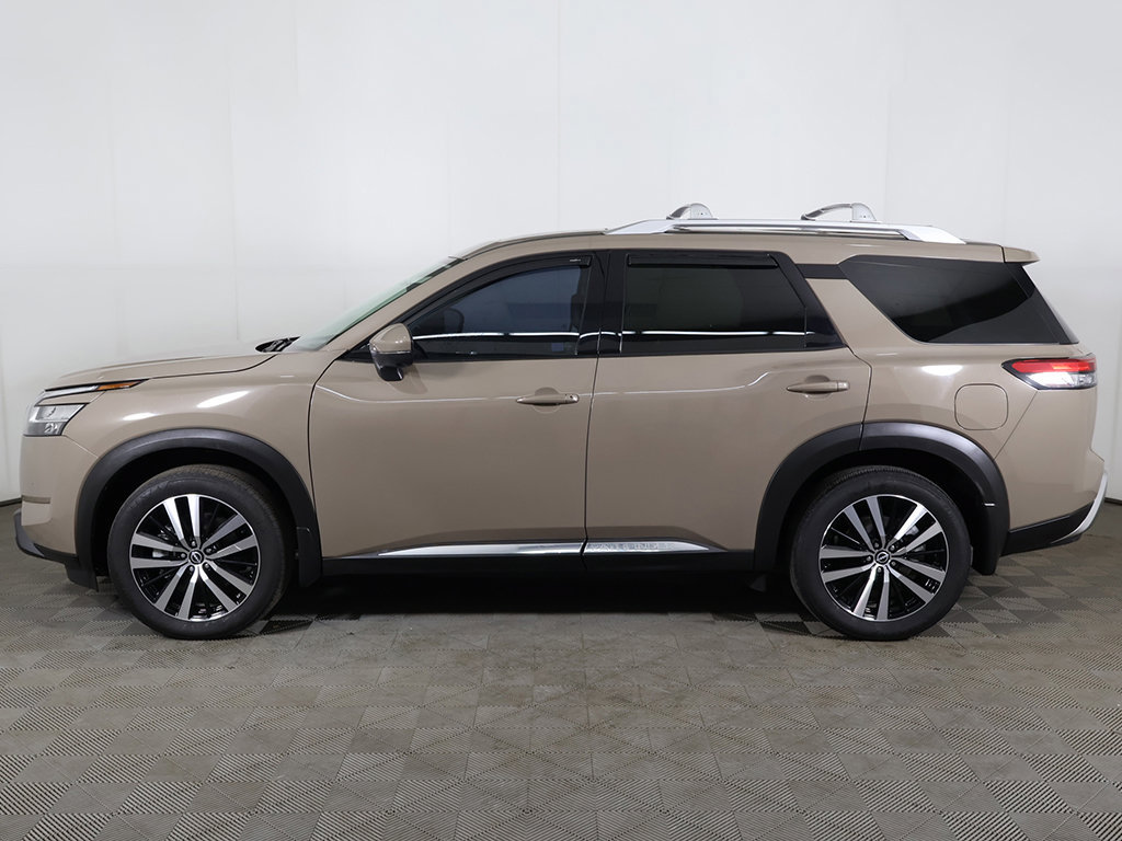Used 2023 Nissan Pathfinder Platinum w/ Cargo Package AWD/4WD image 23