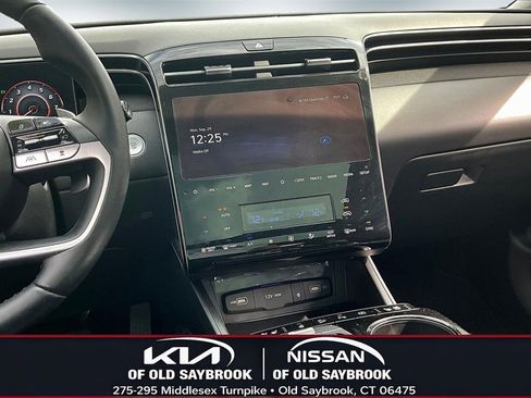 Used 2024 Hyundai Tucson Limited image 9