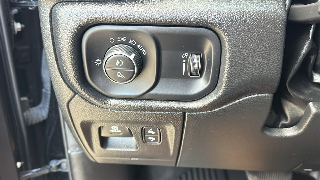 Used 2022 RAM 1500 Lone Star RWD image 22