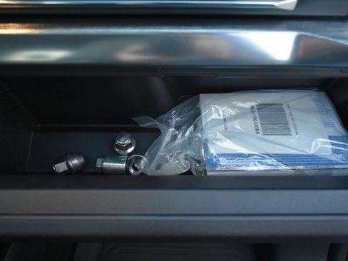 Used 2022 Ford F150 Lariat w/ Equipment Group 502A High image 51