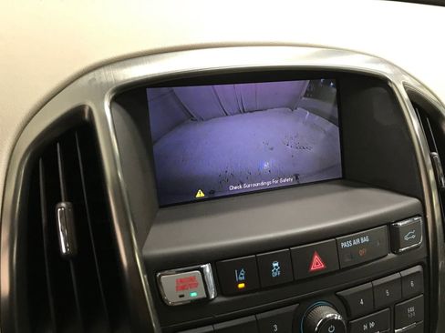 Used 2014 Buick Verano Leather FWD image 20