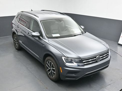 Used 2021 Volkswagen Tiguan SE image 10