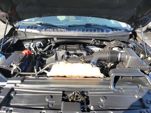 Certified 2018 Ford F150 XLT w/ Equipment Group 301A Mid AWD/4WD image 18