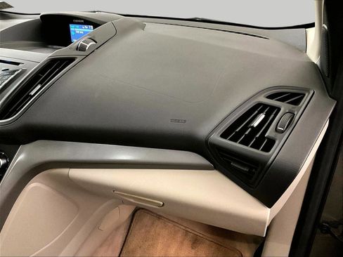 Used 2013 Ford Escape SE image 16