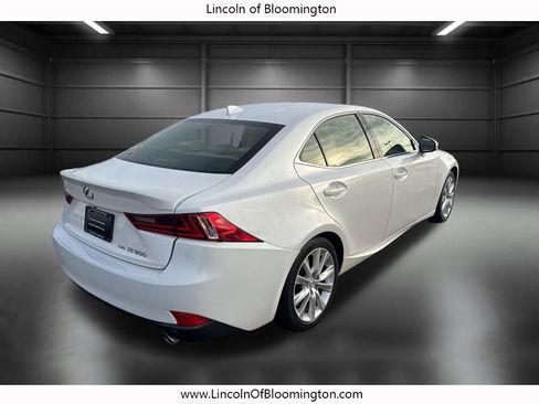 Used 2016 Lexus IS 300 AWD image 6