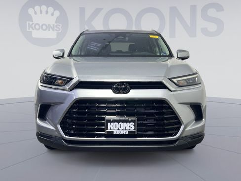 Used 2026 Toyota Grand Highlander XLE image 11