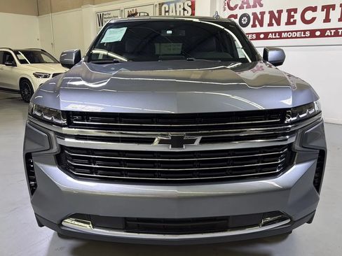 Used 2021 Chevrolet Tahoe LT w/ Rear Media and Nav Package RWD image 11