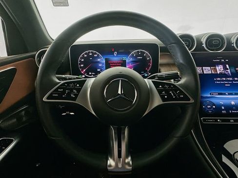 Certified 2023 Mercedes-Benz GLC 300 image 11