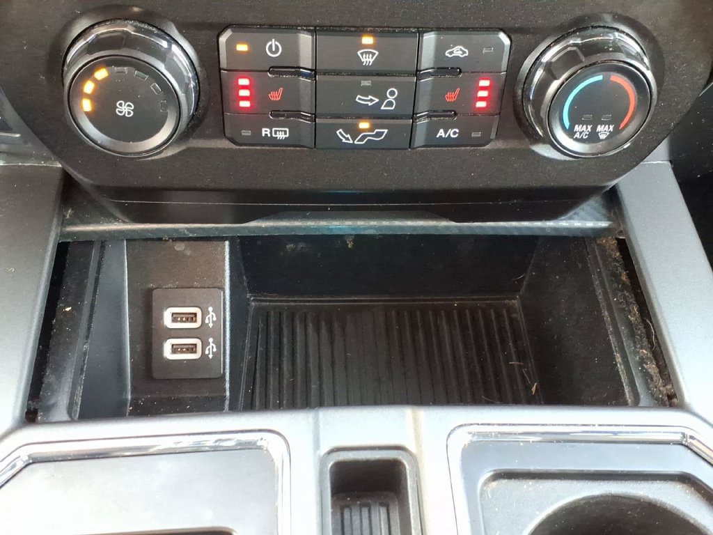 Used 2019 Ford F150 XLT w/ Equipment Group 302A Luxury AWD/4WD image 18