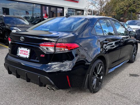 Used 2024 Toyota Corolla SE image 4