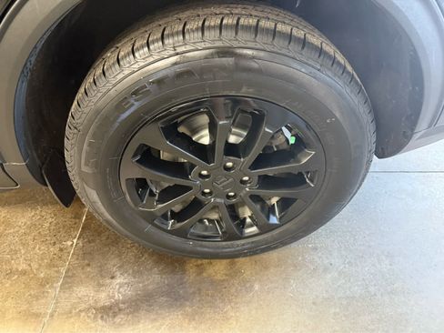 Used 2022 Ford Escape SE w/ Cold Weather Package image 34