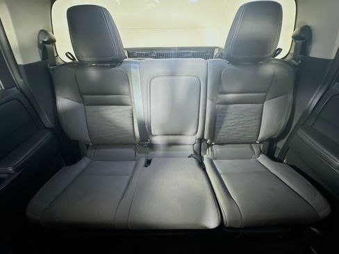 Used 2023 Nissan Frontier SV AWD/4WD image 30