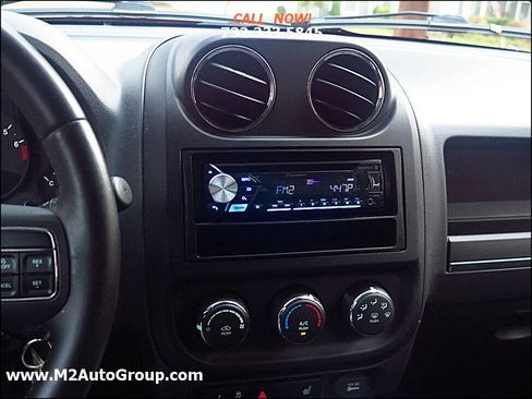 Used 2012 Jeep Compass Latitude image 10