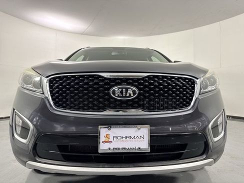 Used 2017 Kia Sorento EX image 25