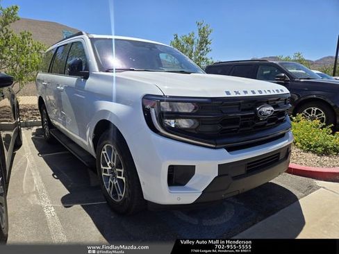 Used 2025 Ford Expedition Active AWD/4WD image 1