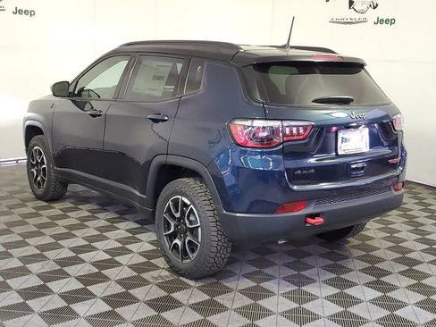 New 2026 Jeep Compass Trailhawk AWD/4WD image 4