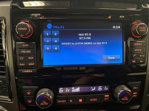 Used 2017 Nissan Titan Platinum Reserve w/ Off-Road Package AWD/4WD image 6