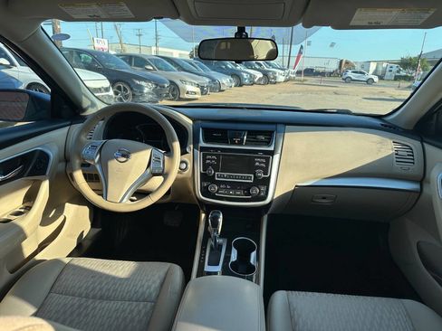 Used 2018 Nissan Altima 2.5 SV FWD image 21