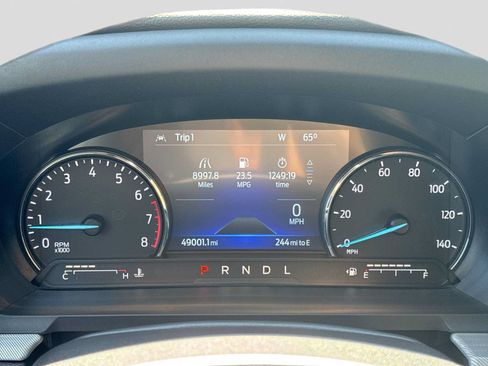 Used 2022 Ford Explorer XLT w/ Equipment Group 202A AWD/4WD image 23