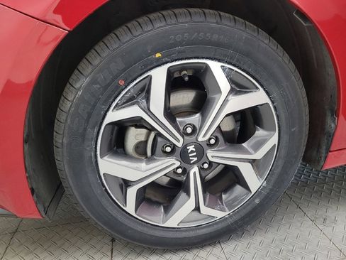 Used 2019 Kia Forte LXS image 31