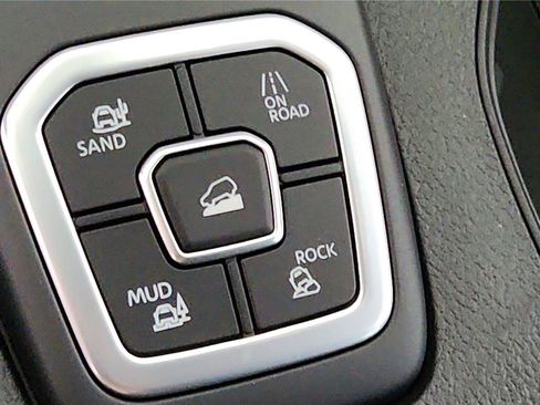 Certified 2026 Nissan Frontier PRO-4X w/ Pro-4x Convenience Package image 54