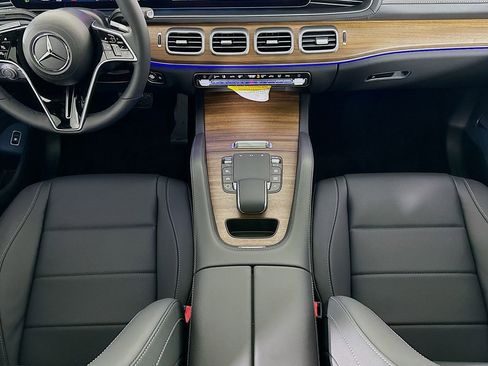 New 2026 Mercedes-Benz GLE 450 4MATIC Coupe image 18