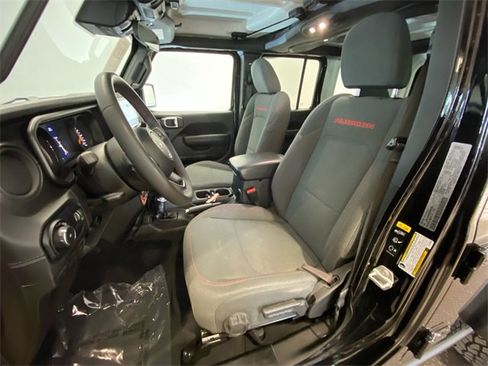 Used 2024 Jeep Wrangler Unlimited Rubicon image 11