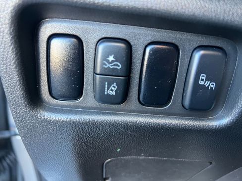 Used 2023 Mitsubishi Outlander Sport ES AWD/4WD image 24