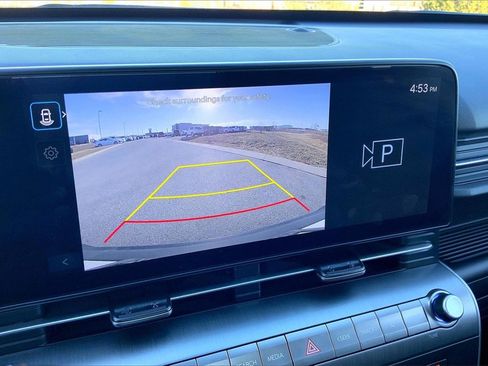 Used 2025 Hyundai Kona SEL image 15