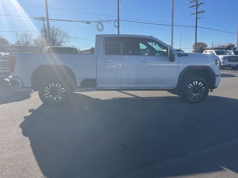 New 2026 GMC Sierra 2500 Denali Ultimate image 6