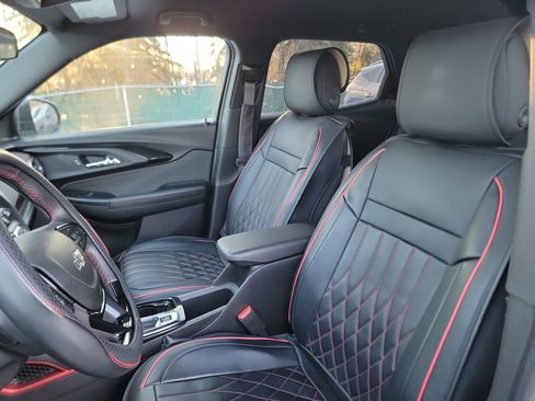 Used 2021 Chevrolet TrailBlazer RS image 13