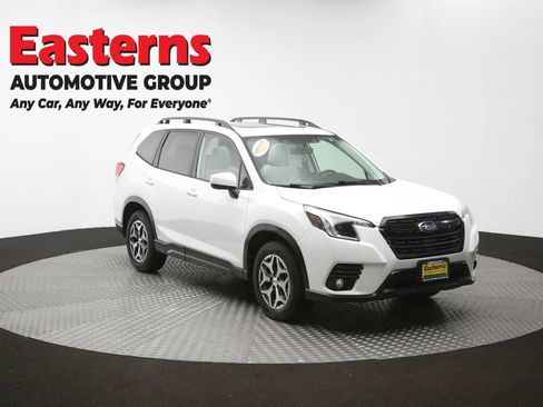 Used 2022 Subaru Forester Premium AWD/4WD image 53
